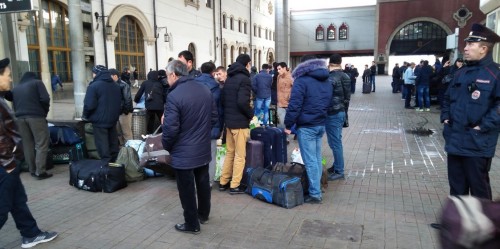 Central Asian Labor Migrants Amid Lockdown in Russia