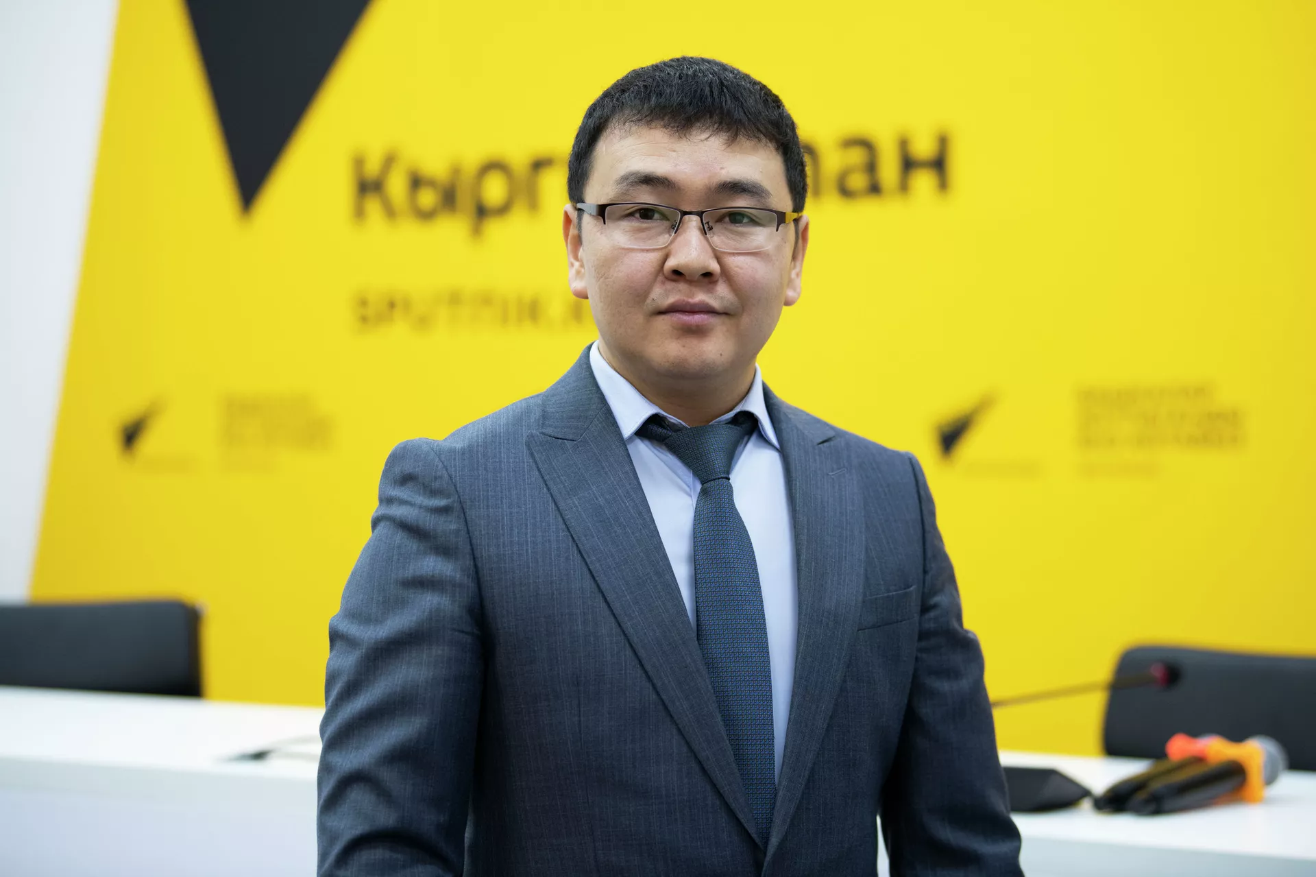 Председатель профсоюза строителей и строительной индустрии Эльдияр Карачалов - Sputnik Кыргызстан, 1920, 19.05.2023