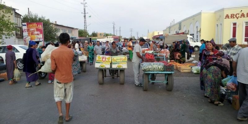 33c63249675e611b3d13abf946d8e781