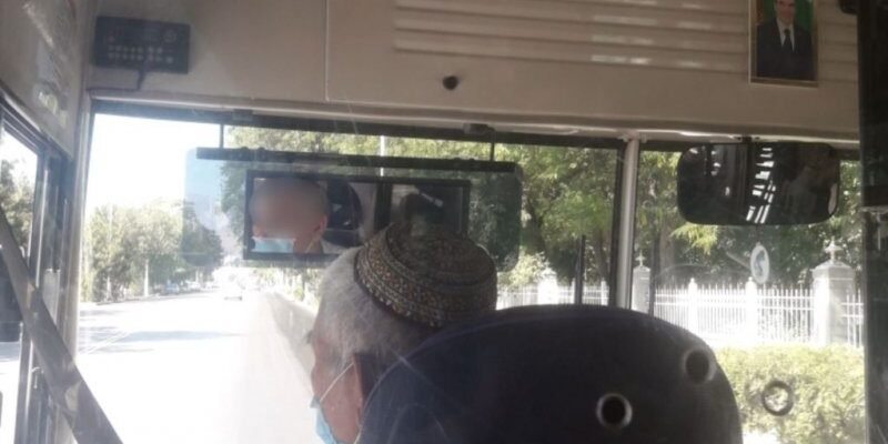 61db3eab31666e7c3e21a9cc2dd7762a