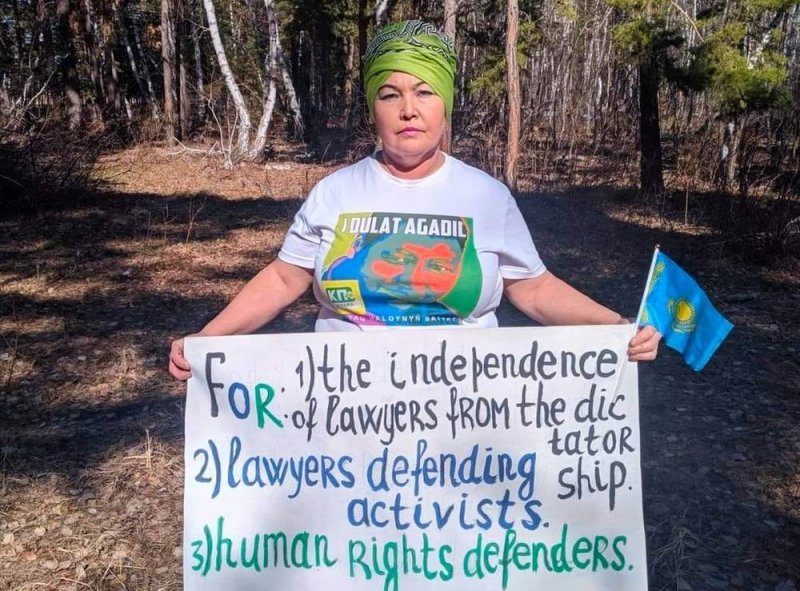 69b10fba53c85eef111d344803b7797c