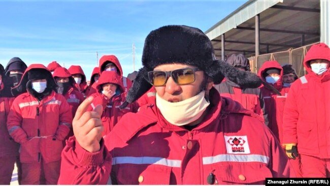 Ержан Еламанов был одним из рабочих, которые в январе объявили забастовку, требуя от руководства «КМК Мунай» удвоения заработной платы. Месторождение Кокжиде, Темирский район, Актюбинская область, 27 января 2021 года.