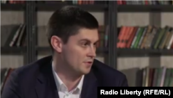 Юрий Стародумов.