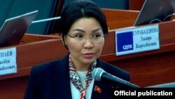 Эльвира Сурабалдиева.