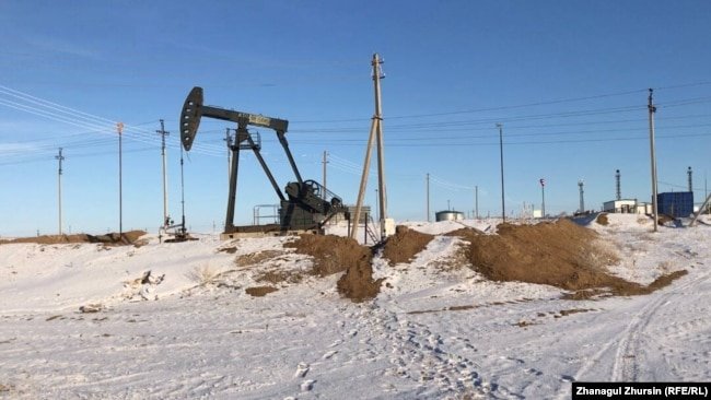 "КМК Мұнай" компаниясы игеріп жатқан Көкжиде кенішіндегі мұнай ұңғымасы. Темір ауданы, Ақтөбе облысы, 27 қаңтар 2021 жыл.
